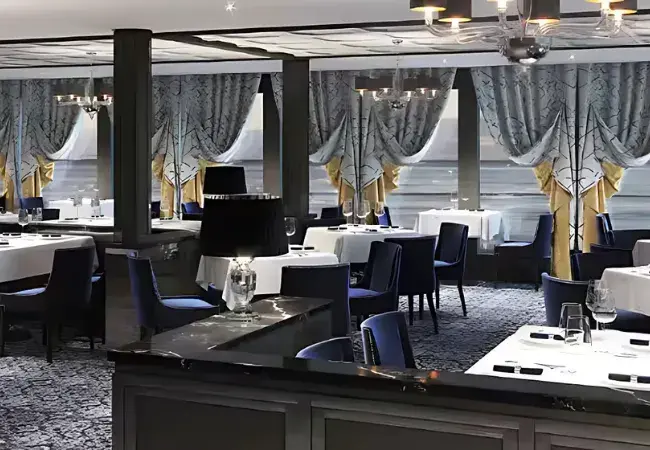 Le Bistro