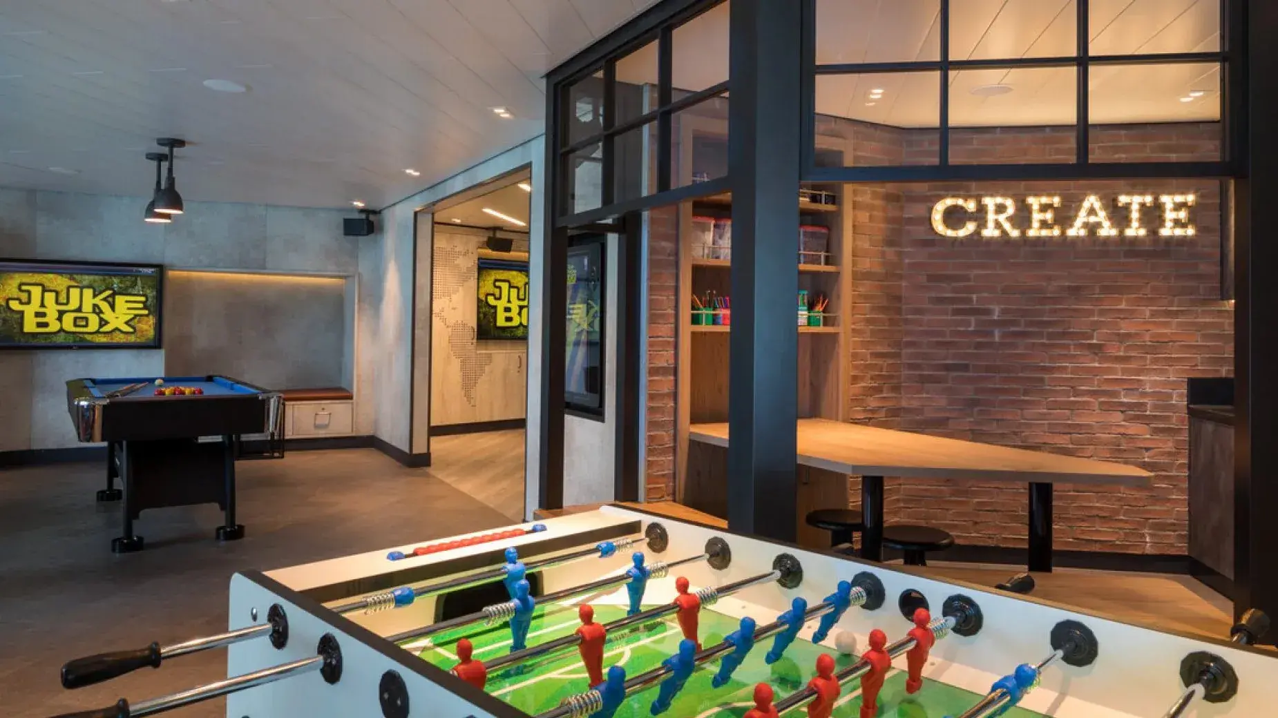 H2O Children's Club/ The Scene (for 13–17-year-olds)